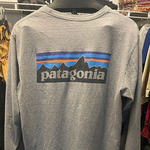 Patagonia men’s LS t-shirt size L